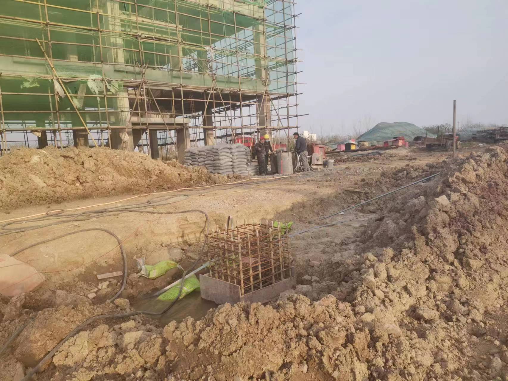 清徐当桥梁出现裂缝的时候应该及时加固修补